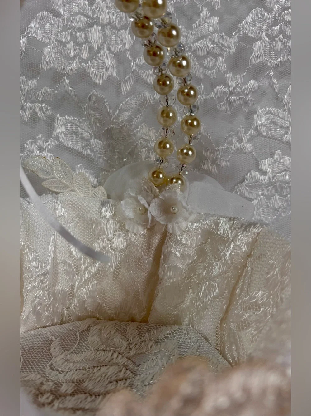 🤍 Handmade Solid White Lace Ring Pillow and Flower Basket Set